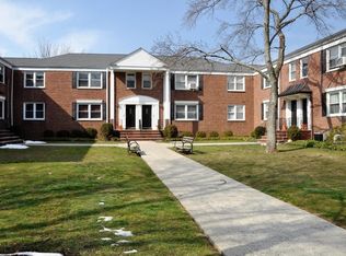 412 Morris Ave APT 44, Summit, NJ 07901