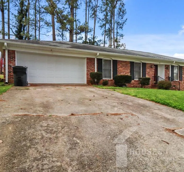 301 Ladbroke Rd
