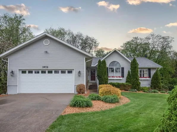 3972 N Tulipwood Ct, Bloomington, IN 47404