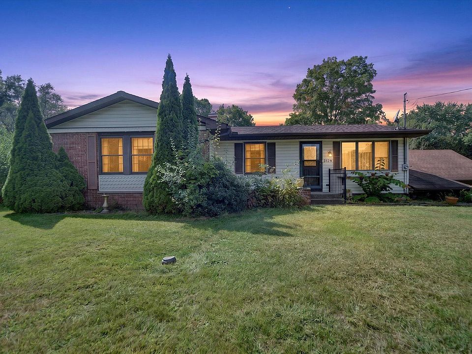 1st image of 3124 Earl Dr