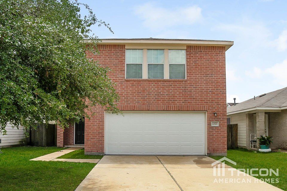 1st image of 12522 Aarons Way Dr