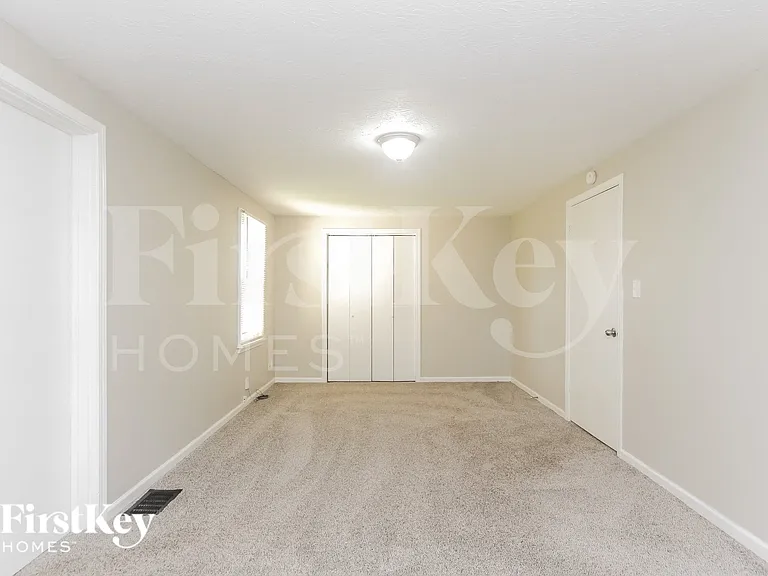 2337 Calhoun St — Photo 7