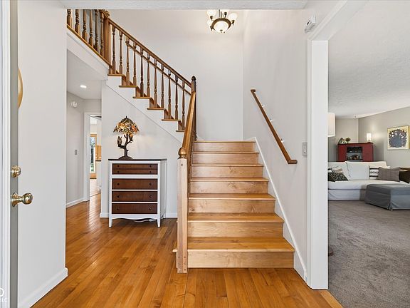 3rd image of 2880 N Andy Way