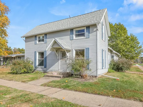 202 N Main St, New Sharon, IA 50207