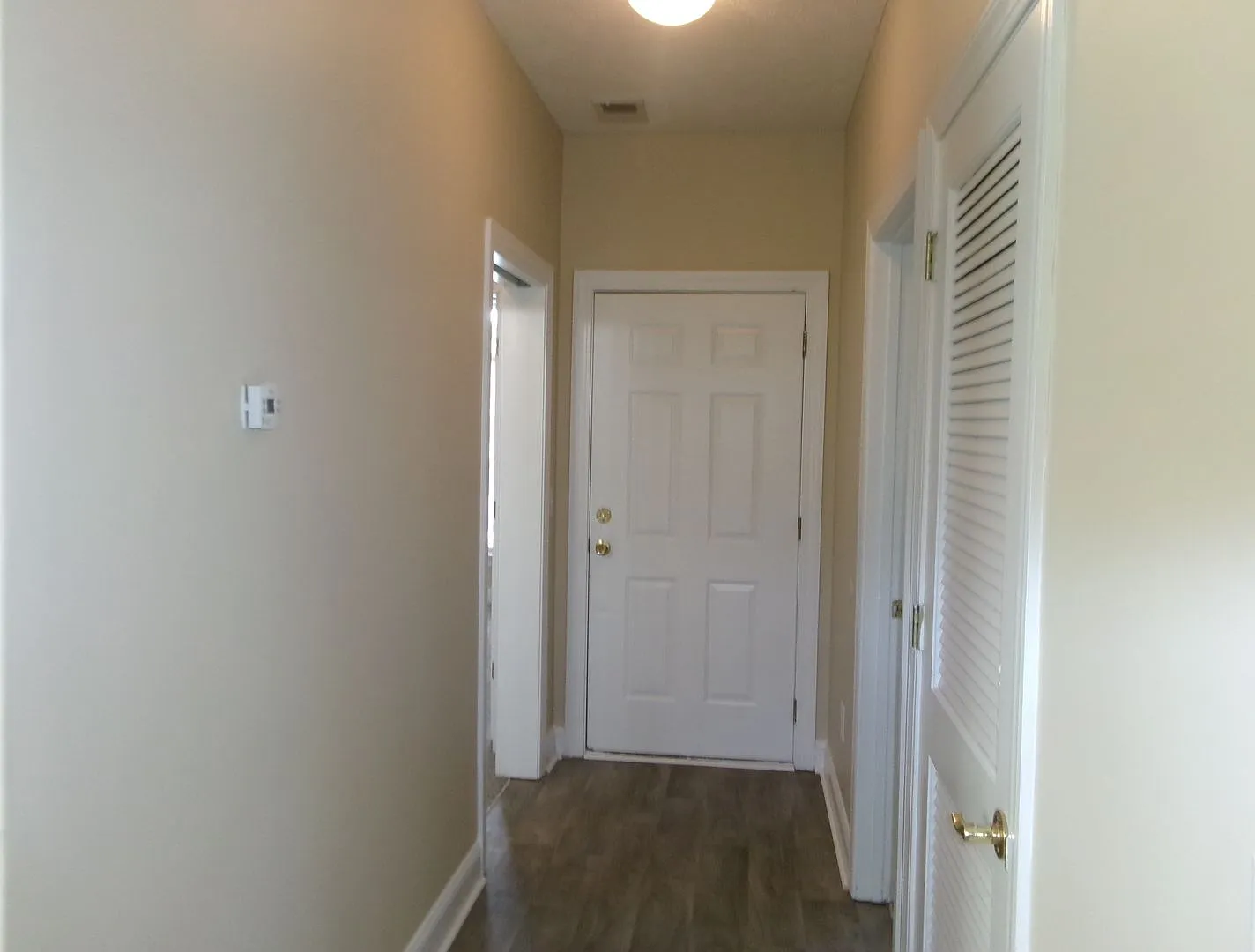 3 bedroom, 2 bath condo located in Fountain Pointe — Photo 3