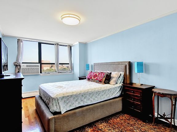 3rd image of 301 Cathedral Pkwy #20D