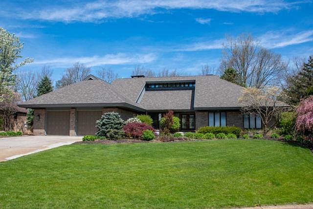 1st image of 22539 Winchester Dr