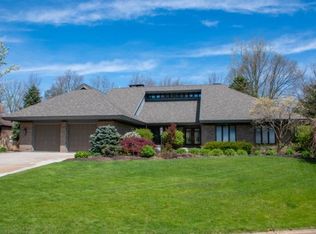 22539 Winchester Dr, Elkhart, IN 46514