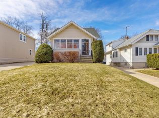 2169 S 86th St, West Allis, WI 53227