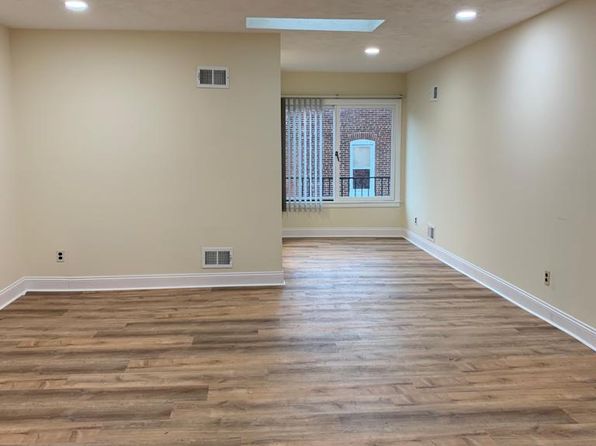 815 N Jackson St APT 3