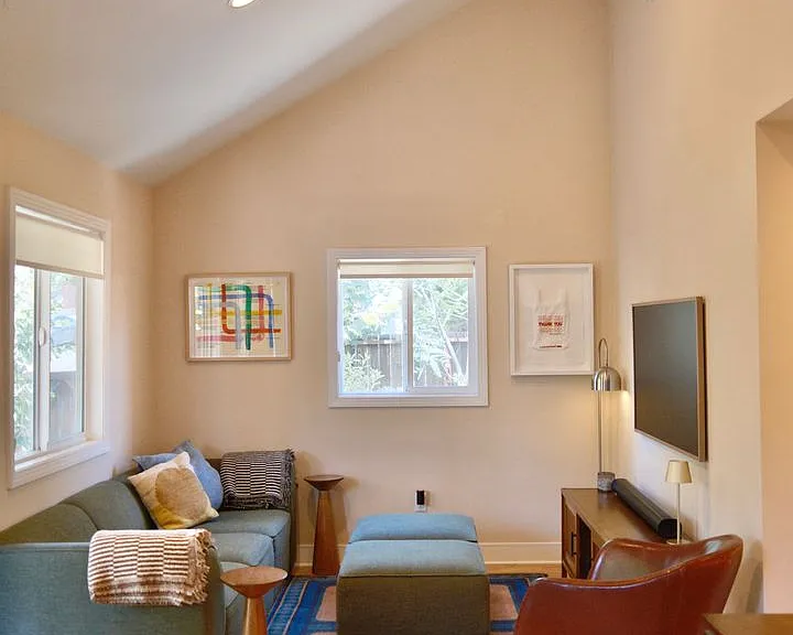 261 S Avenue 52 — Photo 26