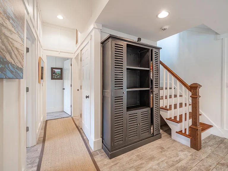 25 Terrace Dr — Photo 37