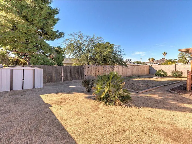 3531 E Acoma Dr — Photo 3