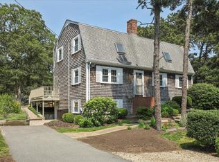 16 Periwinkle Way, Harwich, MA 02645