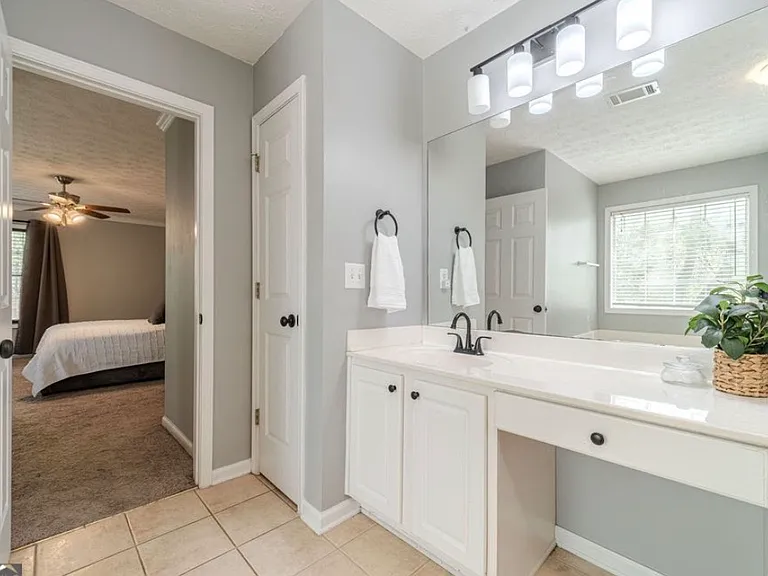 6130 Devonshire Dr — Photo 21