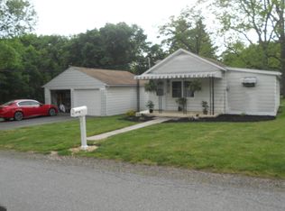 871 3rd Ave, Mountain Top, PA 18707