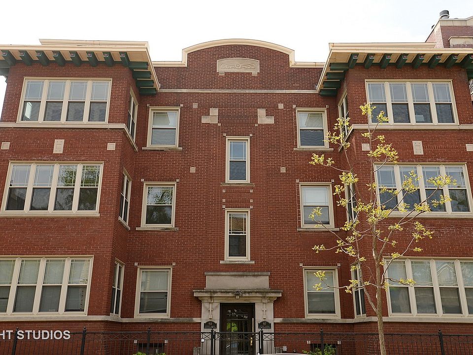 1st image of 915 W Diversey Pkwy #2