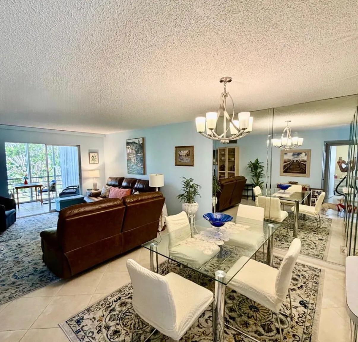 Village Royale Greenhill Bldg 10 — Photo 4
