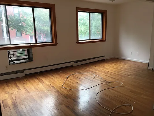 Rented by Nooklyn NYC LLC | media 14