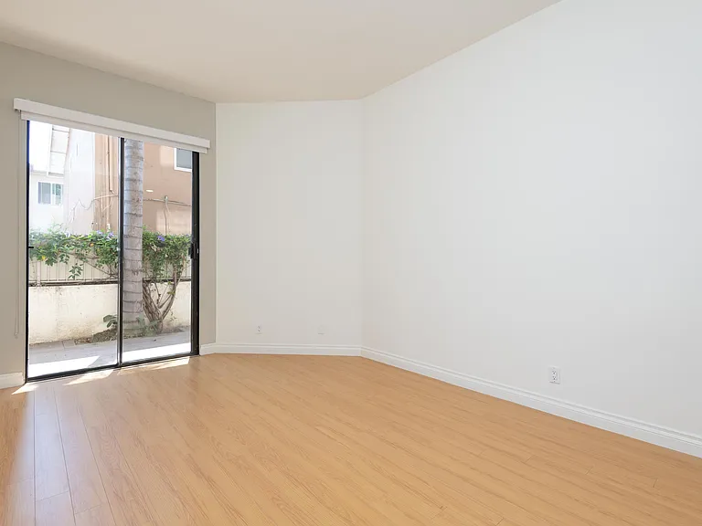3650 Midvale Ave #108 — Photo 7
