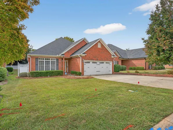 306 Savanna Plains Dr, Spartanburg, SC 29307