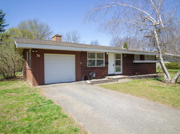 20 Knadler Dr, Latham, NY 12110