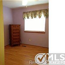 3rd image of 32034 Shadywood Dr