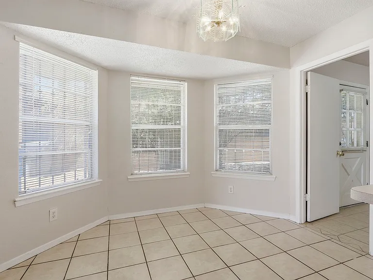 2918 E Glen Dr #B — Photo 16