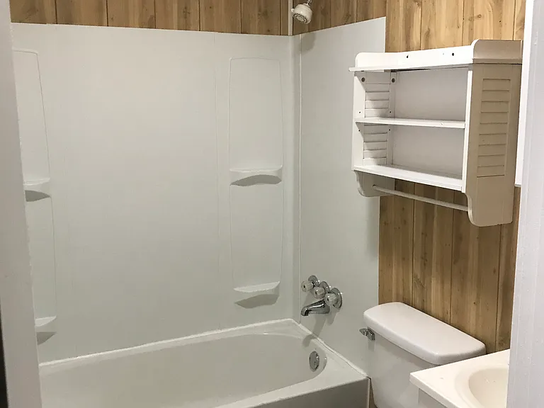 2811 1/2 Residence St — Photo 5