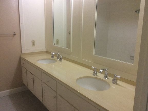 4th image of 12609 Pacato Cir S