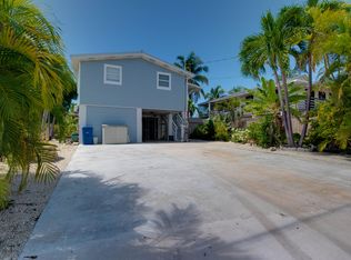 27476 Martinique Ln, Ramrod Key, FL 33042