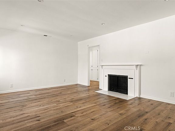 3rd image of 5840 Allott Ave