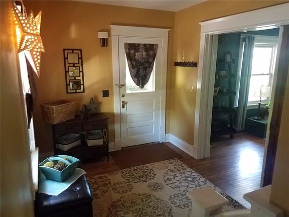3rd image of 11 Oatka Pl