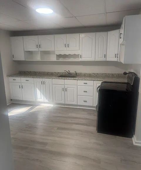 305 N Franklin St — Photo 16