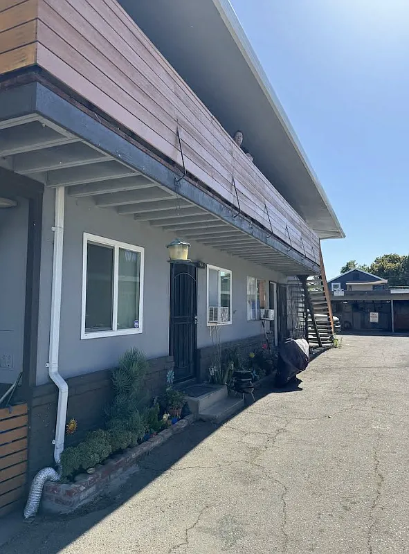 Building Photo - 52 Cleveland Ave #2
