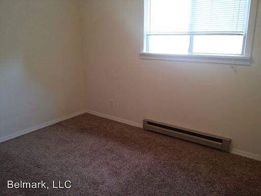 5th image of 1902 Grove St APT 6