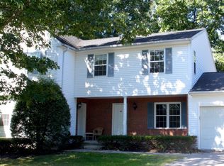 4 Kabalian Dr #B, Schenectady, NY 12309