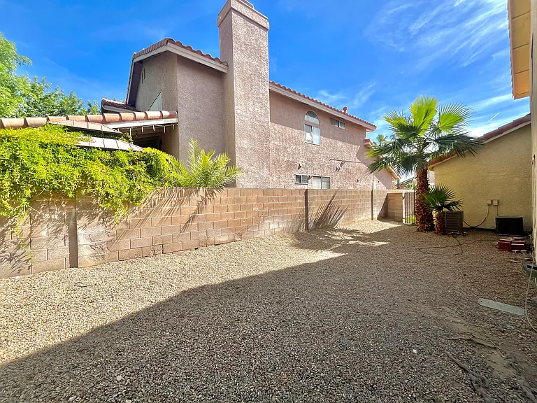2929 Domino Way — Photo 44