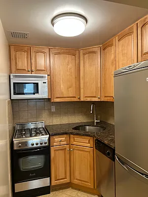 Rented by Corcoran | media 3