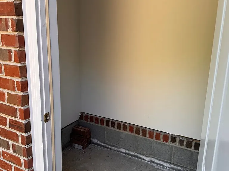 1911 N Asheboro School Rd — Photo 17