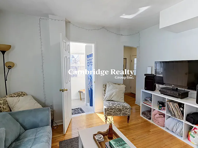 46 Derby St #3E — Photo 3