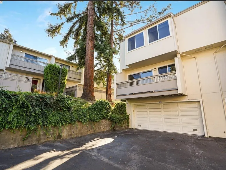 626 S Fair Oaks Ave — Photo 24