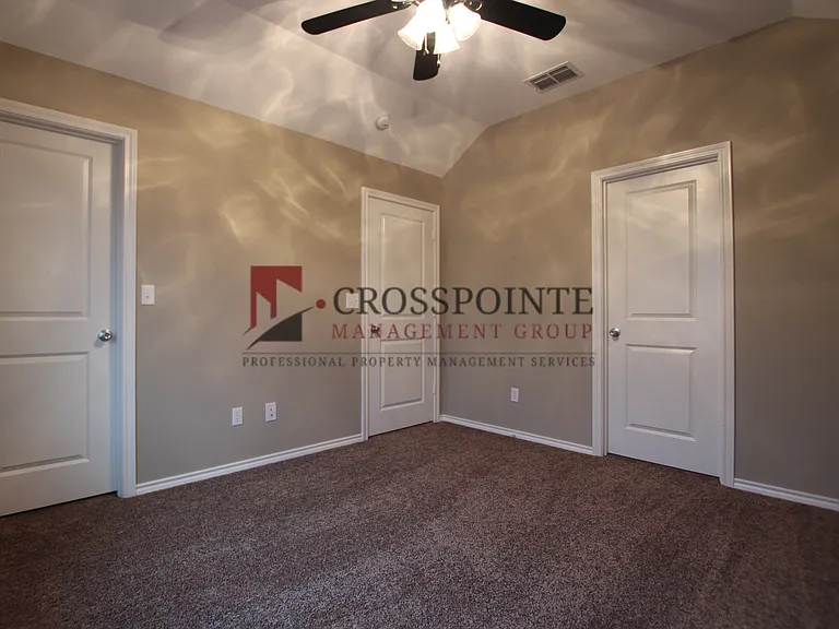 Brad Circle 1226 — Photo 12
