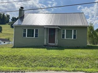 168 Holbert Rd, Fairmont, WV 26554