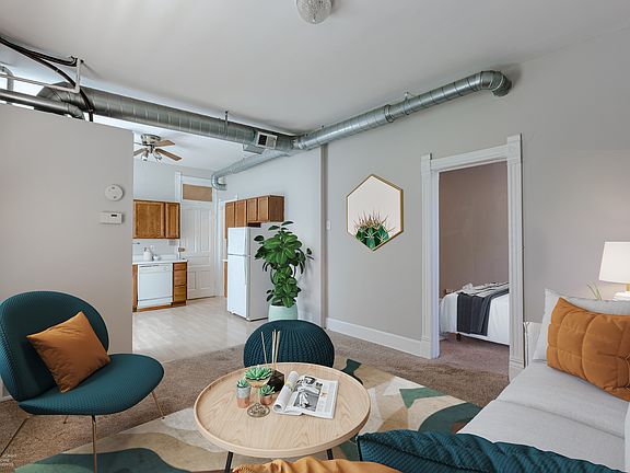 5th image of 2101 N Hoyne Ave #2R