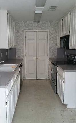 4th image of 118 Lakeshore Dr