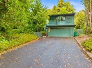 1035 Cedar St, Fort Bragg, CA 95437