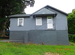 208 Lowell Ave, Cramerton, NC 28032