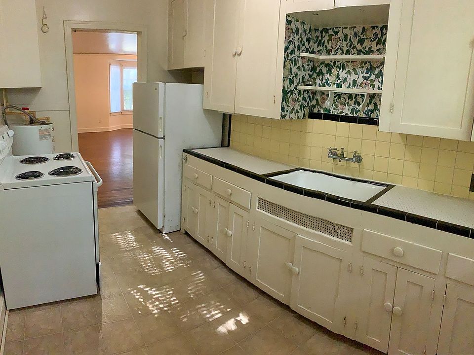 1st image of 205 NE 3rd St #1643-4
