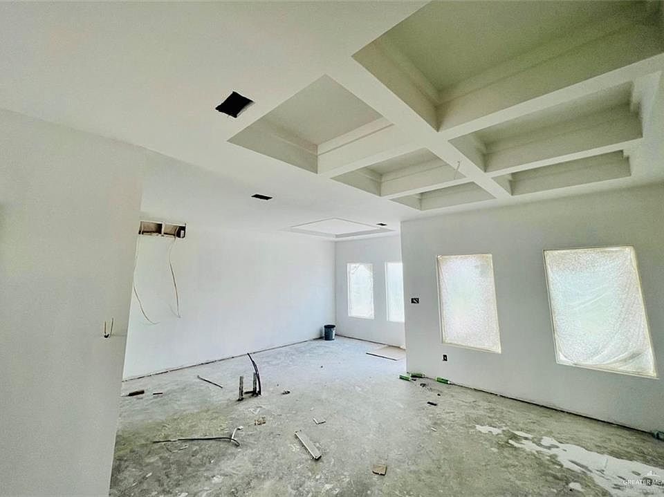 2nd image of 808 Sycamore Ave